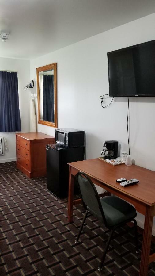 Budget Inn Breezewood Buitenkant foto