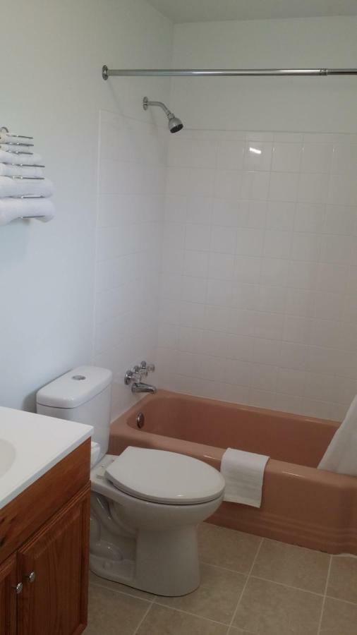 Budget Inn Breezewood Buitenkant foto